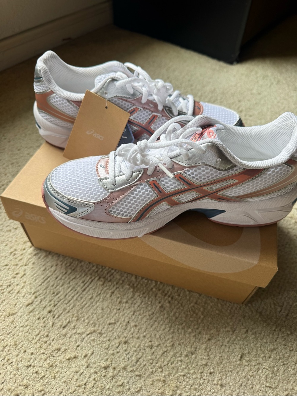 ASICS  Woman’s Gel 1130 'Silver Umeboshi'